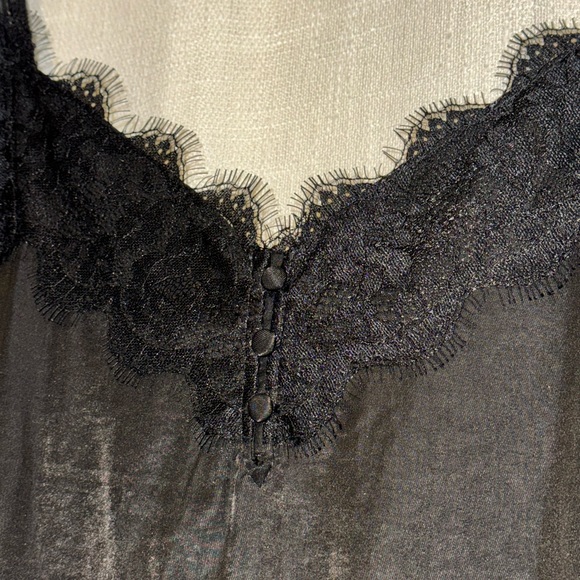 Mittoshop Black Tank Top with Lace Detail - Picture 5 of 8